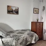 La Muralla De San Lorenzo Apartment *