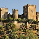 La Muralla De San Lorenzo Córdova