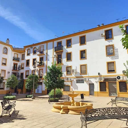 La Muralla De San Lorenzo Apartment *